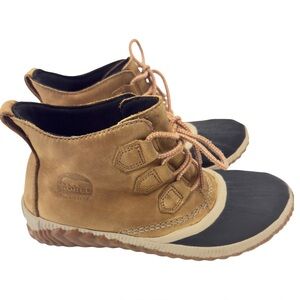 Sorel Brown and Black Winter Boots